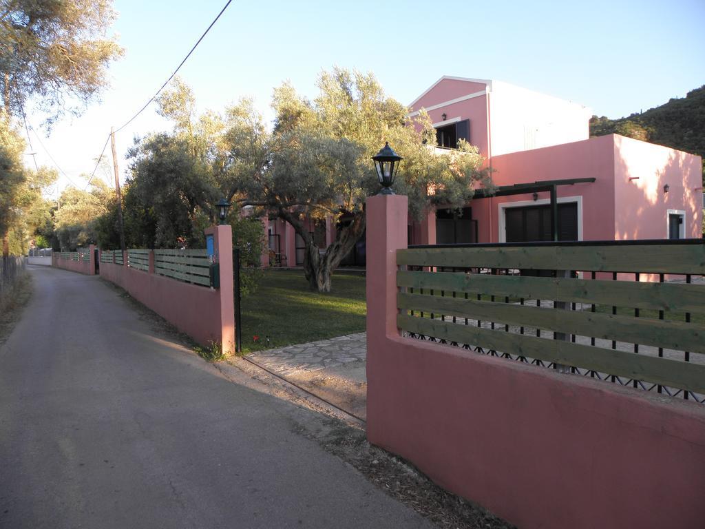 Ionian Breeze Studios Frínion Zewnętrze zdjęcie