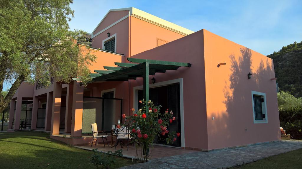 Ionian Breeze Studios Frínion Zewnętrze zdjęcie